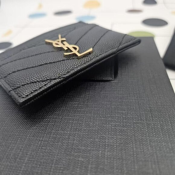 Saint Laurent Quilted Card Case with Iconic Logo - Picture 6 of 6